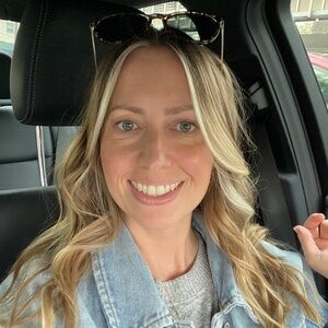 Meet your Posher, Carol